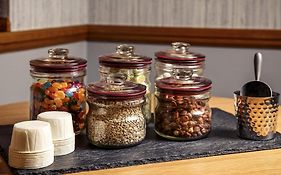 Mercure Livingston Hotel